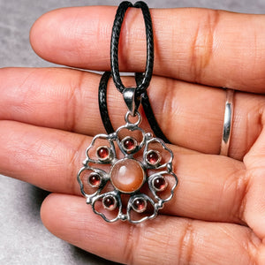 Garnet sunstone 925 pendant