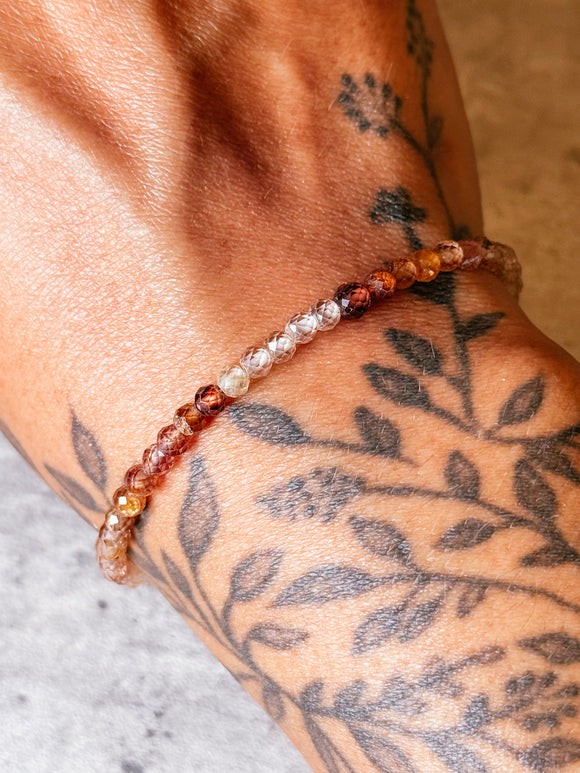 Multi zircon med round 925 bracelet
