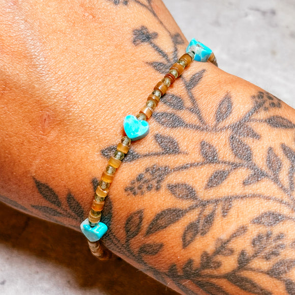 Kingman turquoise heart peridot shell 925 bracelet 6.5”