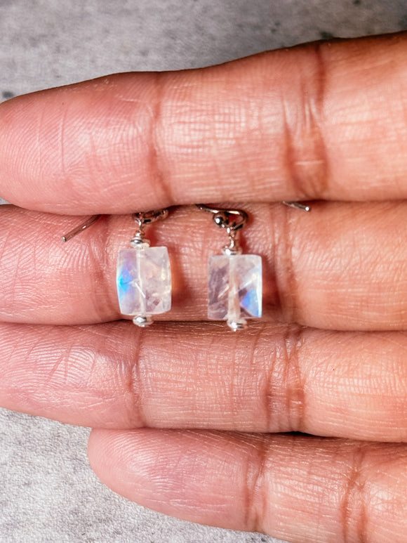 Rainbow moonstone rectangle 925 dangles