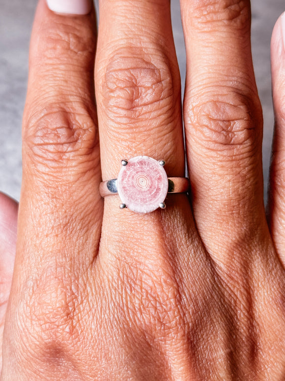 Rhodochrosite slice sz8.5 925 ring