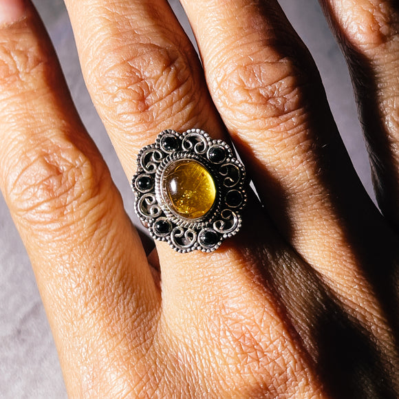 Onyx Baltic Amber sz8 925 ring