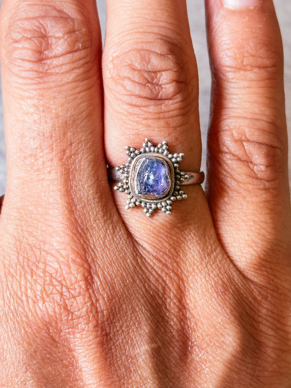Tanzanite 925 ring sz7
