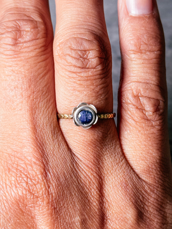 Sapphire flower brass & 925 ring sz7