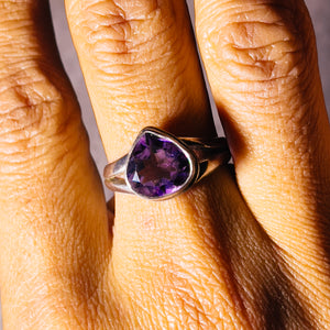 Amethyst sz8.5 925 ring