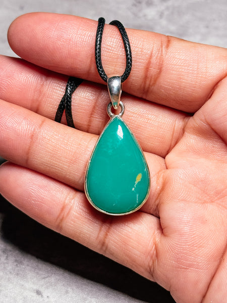 Chrysoprase 925 pendant – HoneyGemDrops