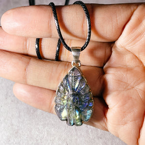 Carved labradorite peacock 925 pendant