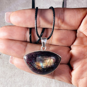 Treated red labradorite 925 pendant