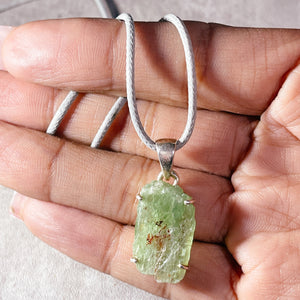 Green kyanite 925 pendant