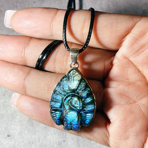 Carved labradorite peacock 925 pendant