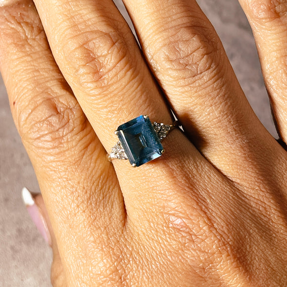 14K Blue Topaz Diamond Ring sz8
