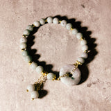 Burmese jade w/donut charm stretch bracelet