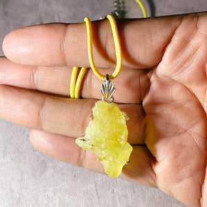 Yellow brucite 925 pendant